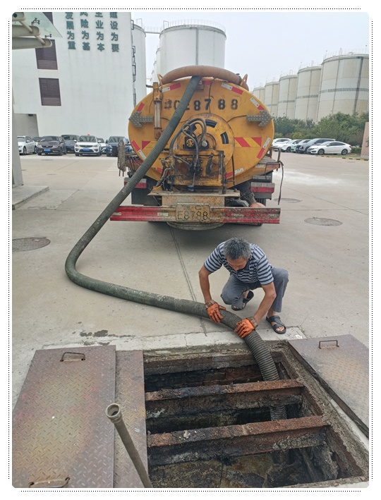 郭河镇隔油池清掏