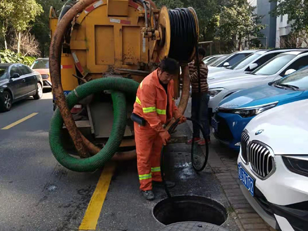 郭河镇排污管道清淤